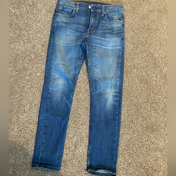 Men’s Levi jeans - Picture 1 of 4
